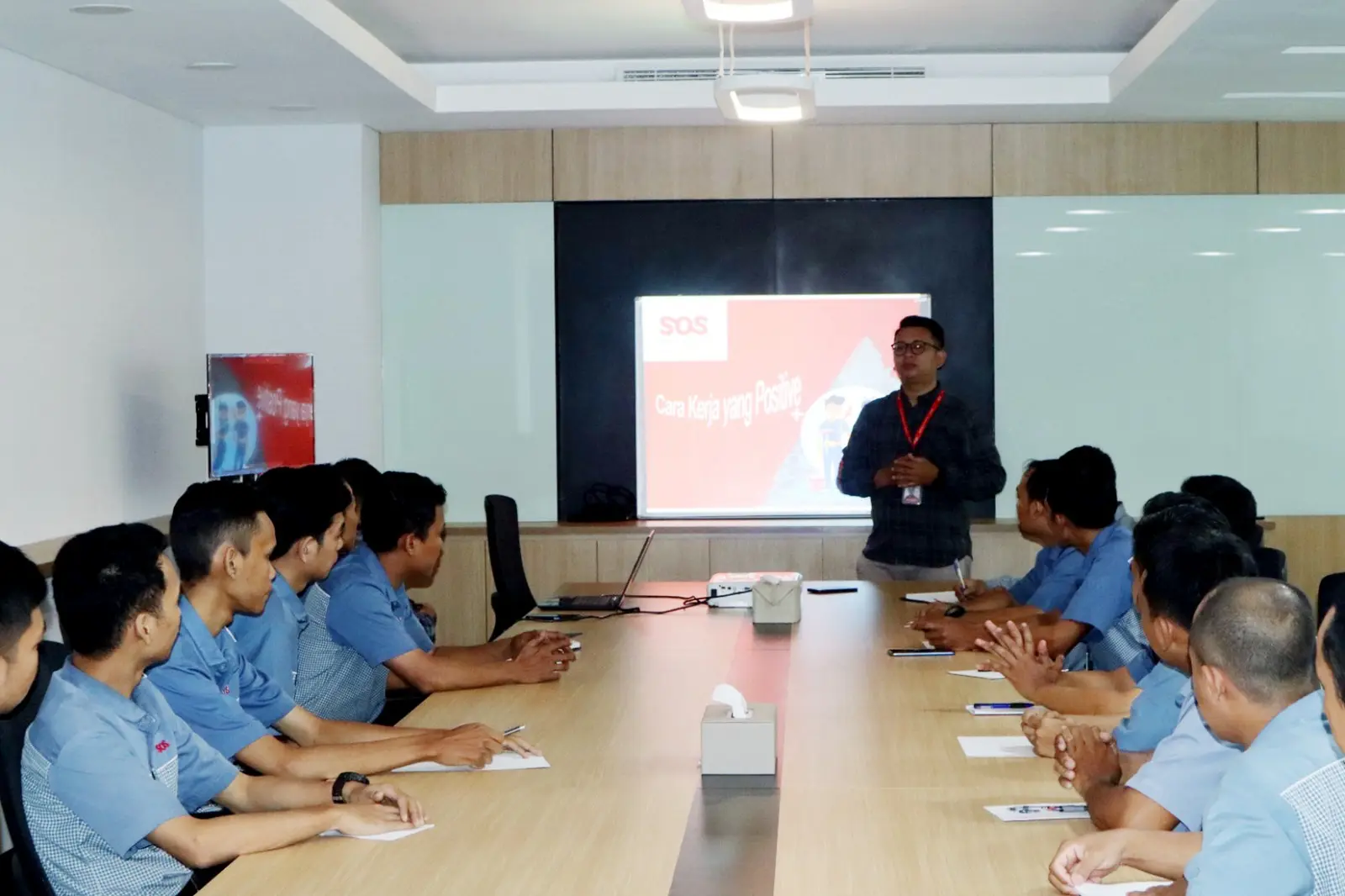 outsourcing startup vs korporat